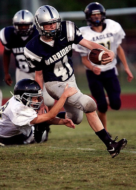 阿奇姆彭遭成都球迷种族歧视，队长王上源发文声援