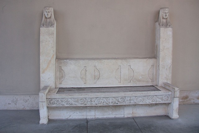 处于聚光灯 处于聚光灯